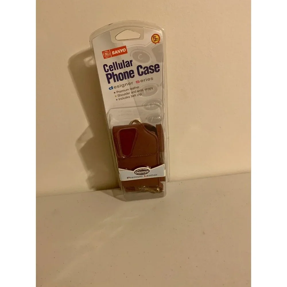 Vintage Sanyo Cellular Phone Case - Burgundy Leather - New Orig Package